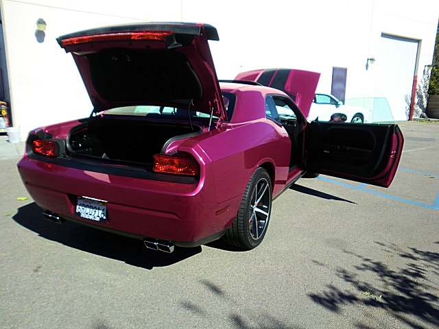 SRT8ChallPurple/27a40.JPG