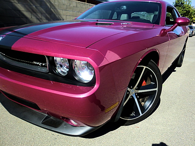 SRT8ChallPurple/27a38.JPG