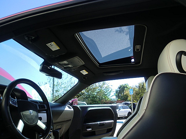 SRT8ChallPurple/27a38.JPG