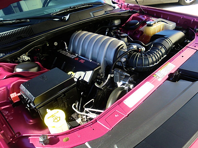 SRT8ChallPurple/27a38.JPG