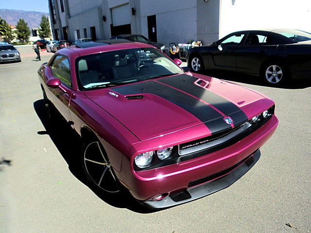 SRT8ChallPurple/27a40.JPG
